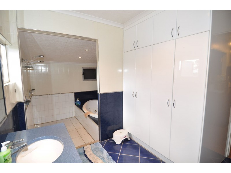 15 York Street, Charters Towers QLD 4820