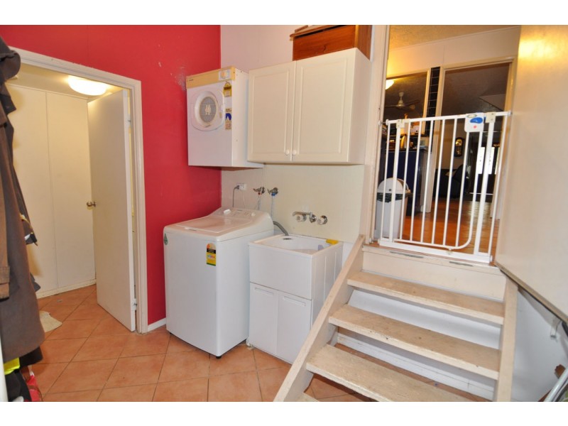 15 York Street, Charters Towers QLD 4820