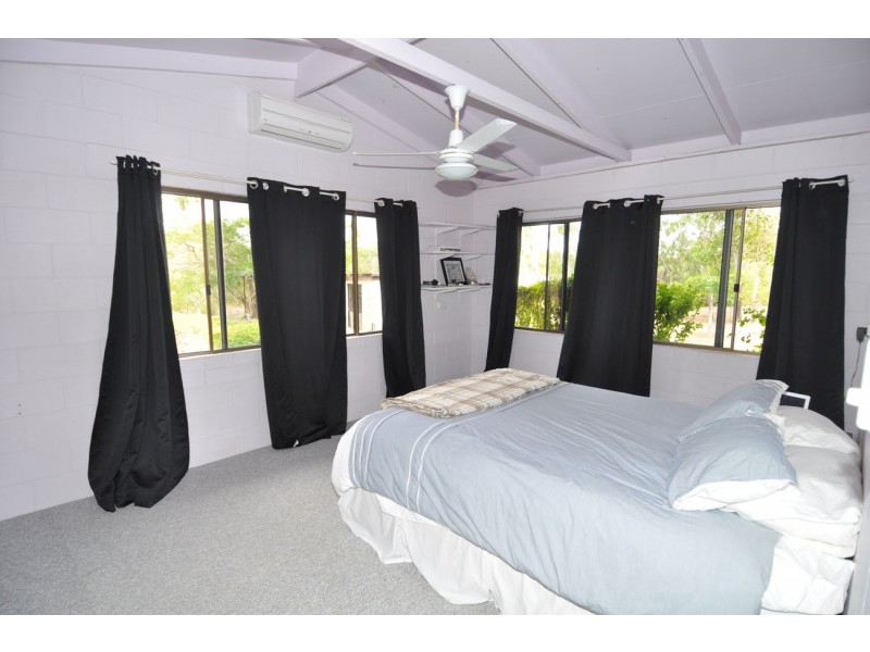39 Jackson Street, Charters Towers QLD 4820