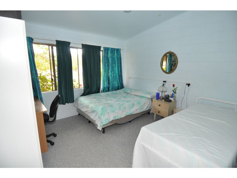 39 Jackson Street, Charters Towers QLD 4820