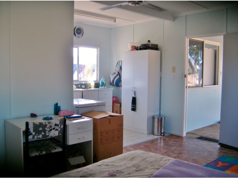 9 Dalrymple Road, Hughenden QLD 4821