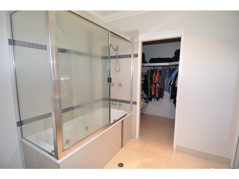 70 Phillipson Road, Charters Towers QLD 4820