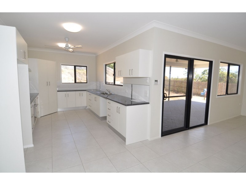 8 Alabama Road, Alabama Hill QLD 4820