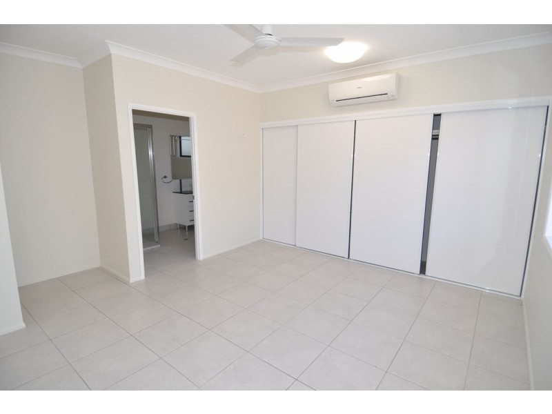 8 Alabama Road, Alabama Hill QLD 4820