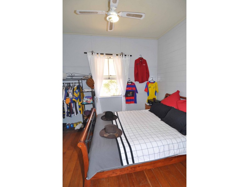 5 Wilson Street, Charters Towers QLD 4820