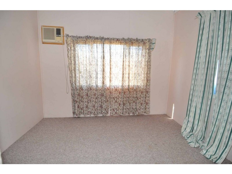 6 Yelland Street, Charters Towers QLD 4820