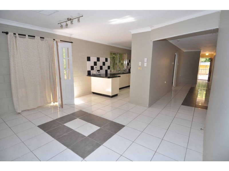 9 Charlotte Street, Charters Towers QLD 4820