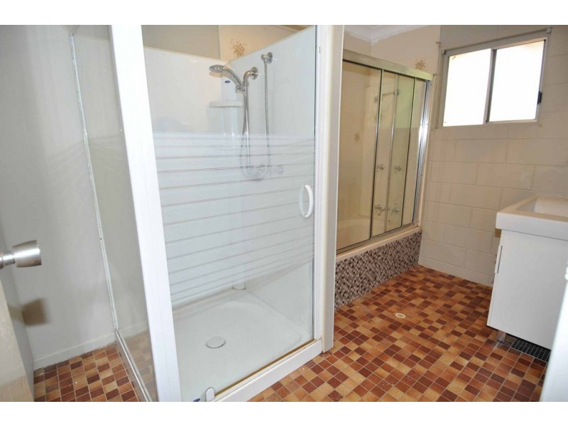 9 Charlotte Street, Charters Towers QLD 4820