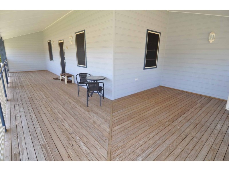 49 Plant Street, Charters Towers QLD 4820