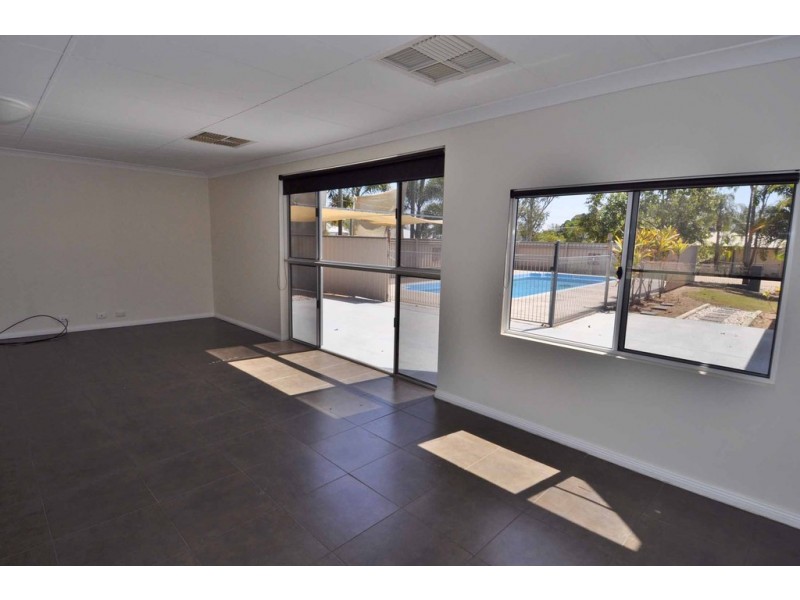 6 Brown Lane, Charters Towers QLD 4820