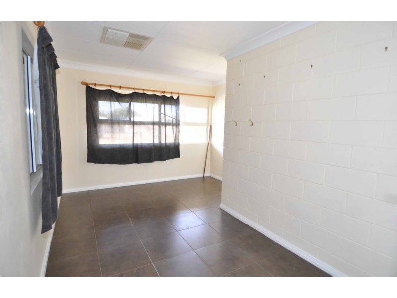 6 Brown Lane, Charters Towers QLD 4820