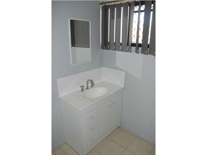 35 Rainbow Road, Charters Towers QLD 4820