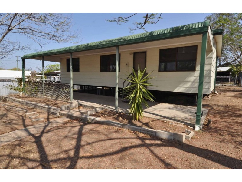 42 Hodgkinson Street, Charters Towers City QLD 4820