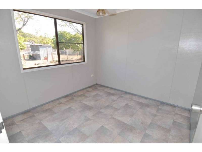 42 Hodgkinson Street, Charters Towers City QLD 4820