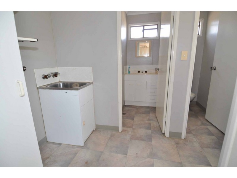 42 Hodgkinson Street, Charters Towers City QLD 4820