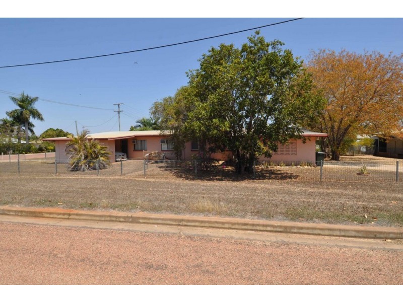 36 Arthur Jones Avenue, Queenton QLD 4820