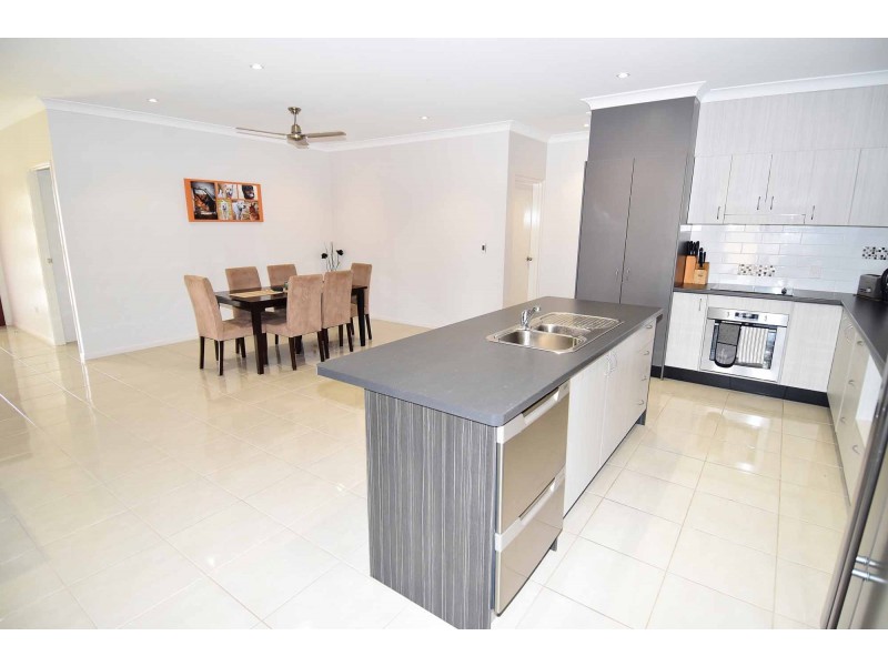 59 Axford Road, Toll QLD 4820