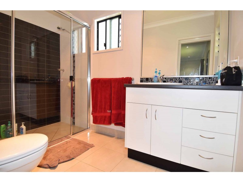 59 Axford Road, Toll QLD 4820
