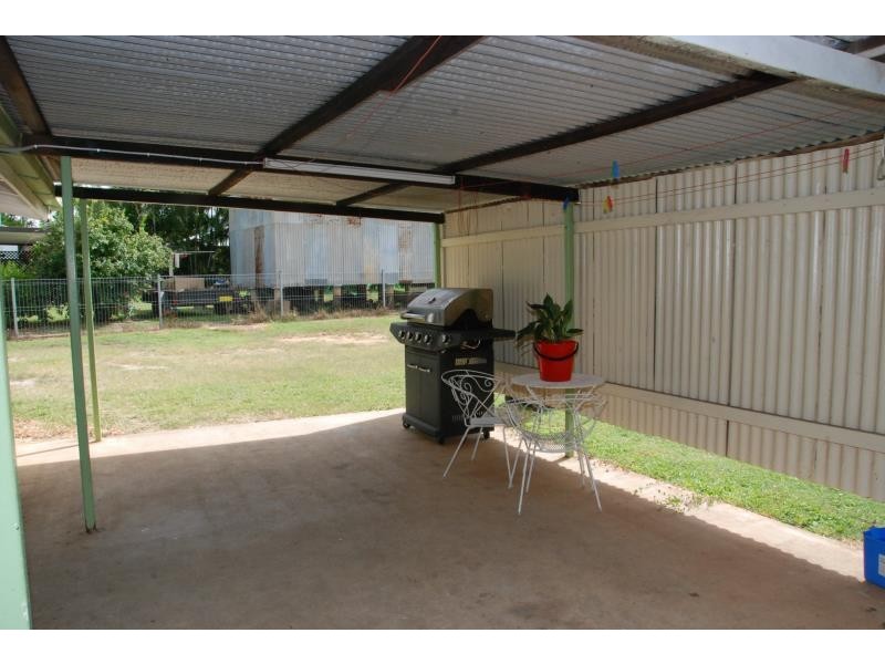 5 Bridge Street, Charters Towers City QLD 4820
