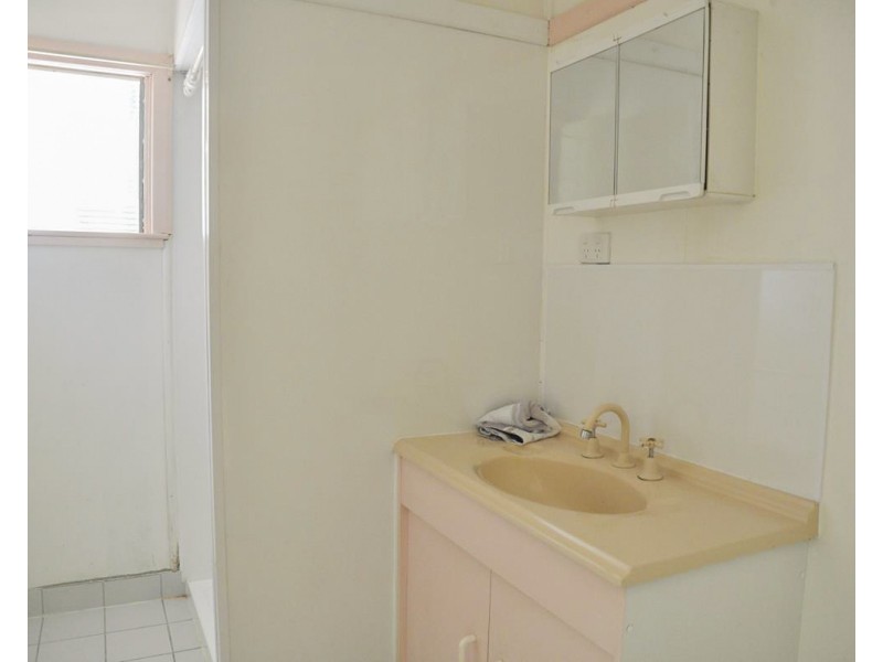 22 Racecourse Road, Richmond Hill QLD 4820