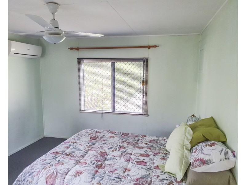 22 Racecourse Road, Richmond Hill QLD 4820