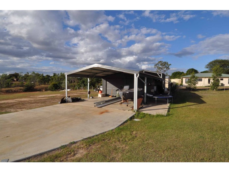 6 Sharp Road, Southern Cross QLD 4820