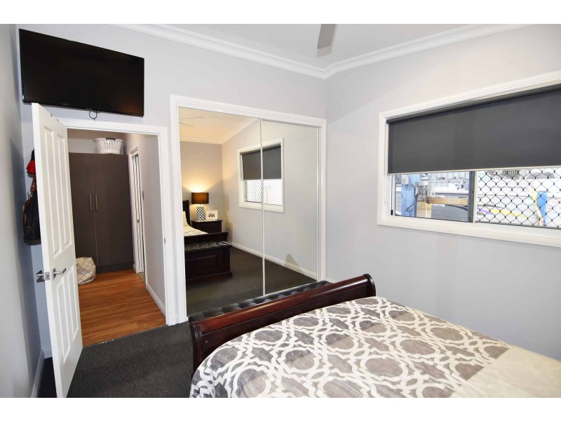 6 Sharp Road, Southern Cross QLD 4820