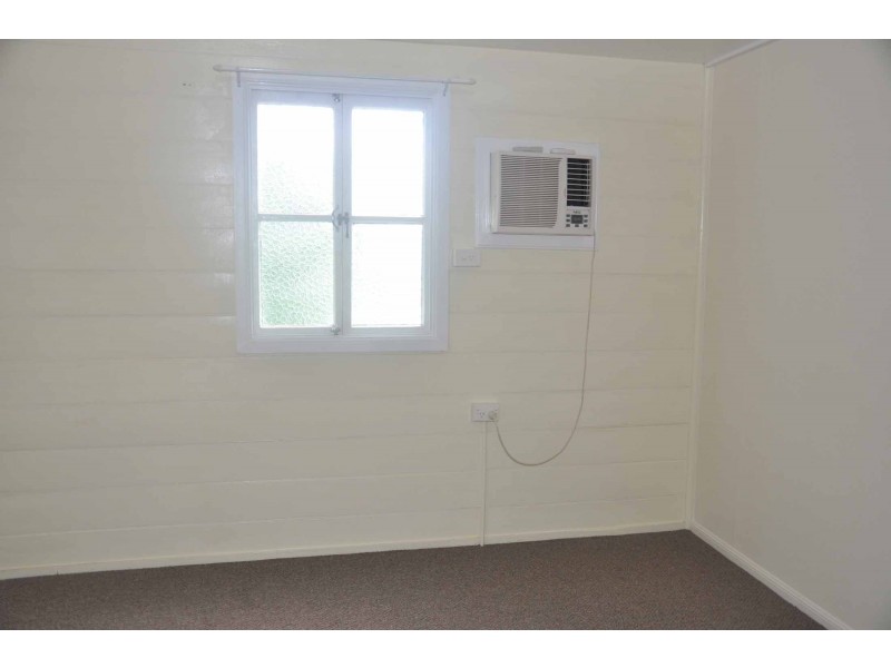 16 Rutherford Street, Charters Towers QLD 4820