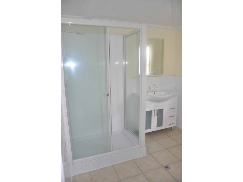 16 Rutherford Street, Charters Towers QLD 4820