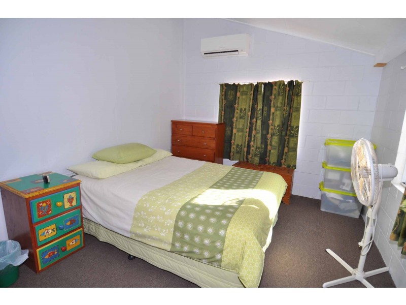 11 Dan Street, Charters Towers QLD 4820