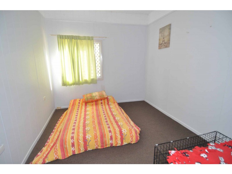 11 Dan Street, Charters Towers QLD 4820
