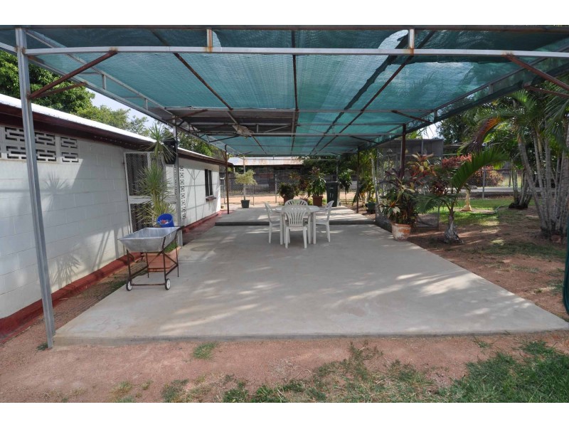 11 Dan Street, Charters Towers QLD 4820