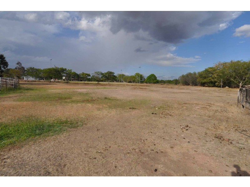 11 Dan Street, Charters Towers QLD 4820