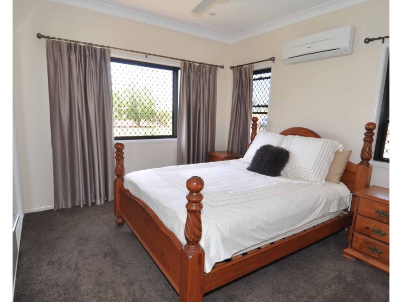 35 Axford Road, Toll QLD 4820