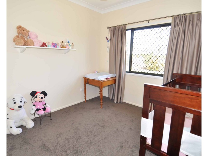 35 Axford Road, Toll QLD 4820