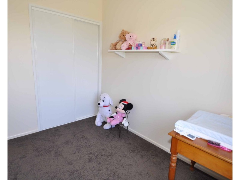 35 Axford Road, Toll QLD 4820