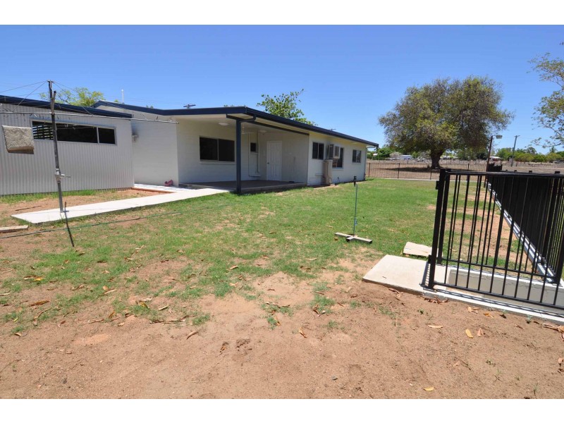 24 Felix Street, Charters Towers QLD 4820