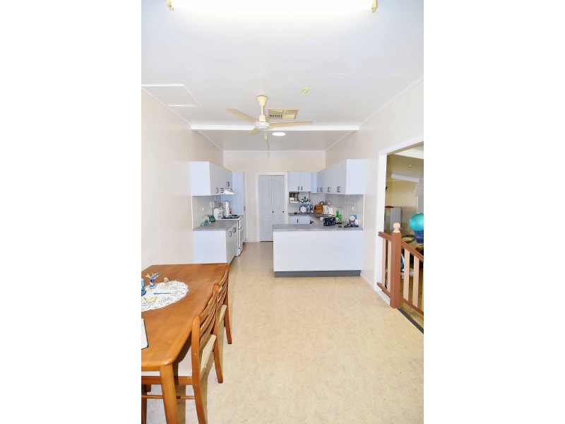 9 Cowards Road, Broughton QLD 4820