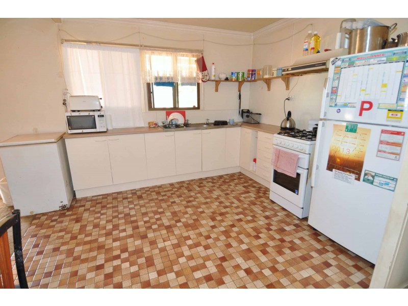 47a Dalrymple Road, Charters Towers QLD 4820