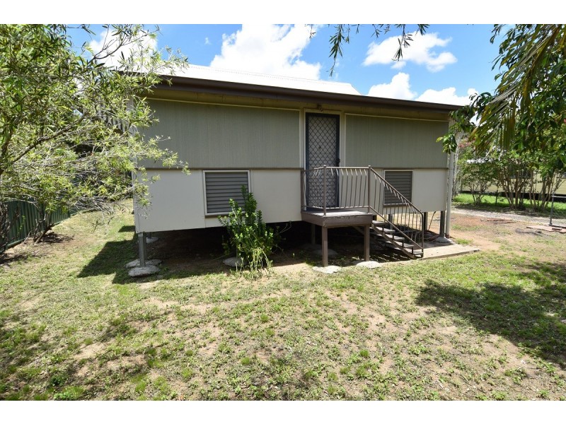 24 Vulture Street, Charters Towers City QLD 4820
