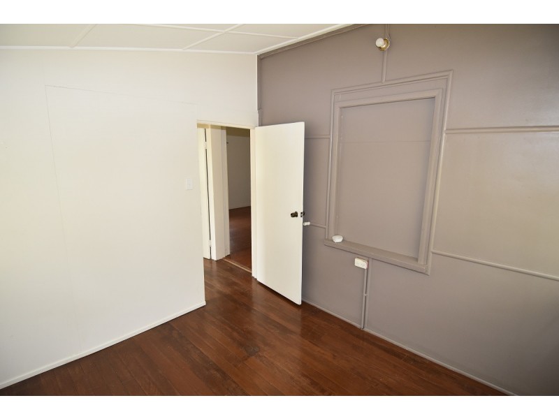 24 Vulture Street, Charters Towers City QLD 4820