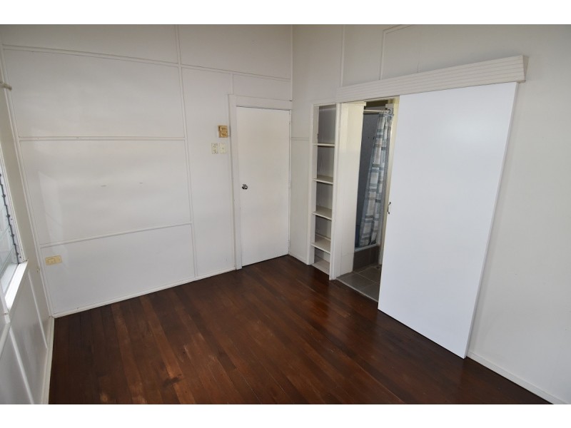 24 Vulture Street, Charters Towers City QLD 4820