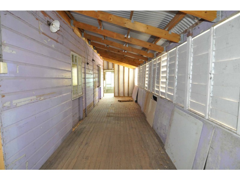 1 Aland Street, Charters Towers QLD 4820