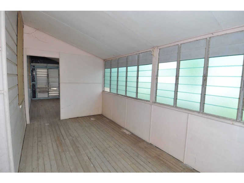 1 Aland Street, Charters Towers QLD 4820