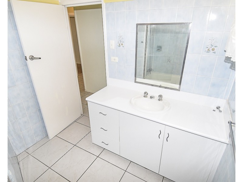 38 Hackett Terrace, Richmond Hill QLD 4820