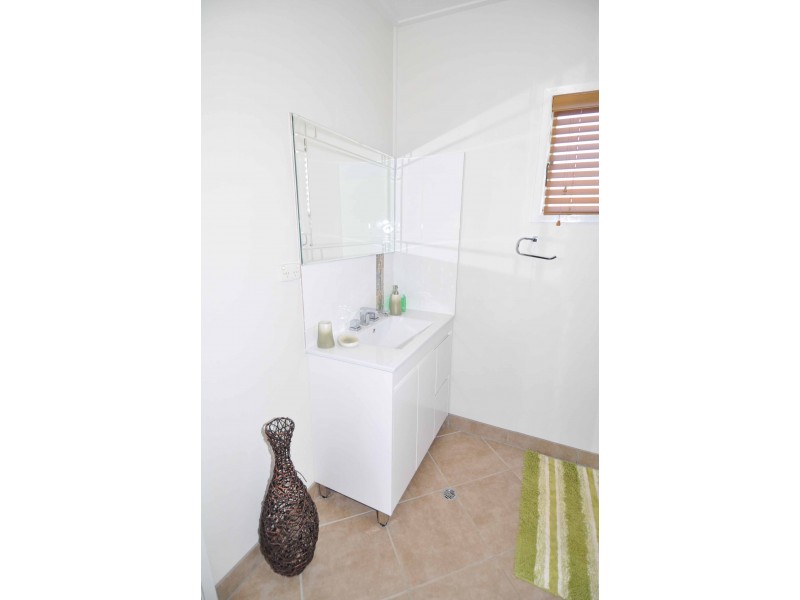 34 Clarke Street, Richmond Hill QLD 4820