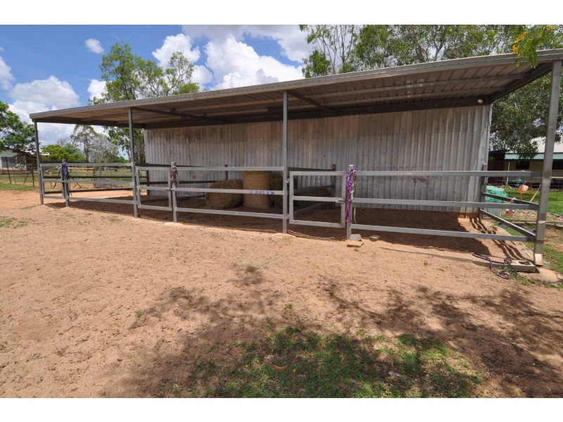 23 Aberdeen Road, Millchester QLD 4820