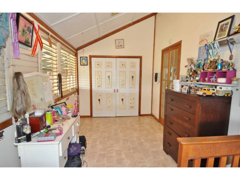 23 Aberdeen Road, Millchester QLD 4820