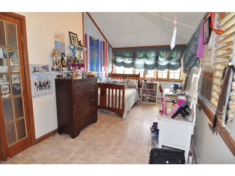 23 Aberdeen Road, Millchester QLD 4820