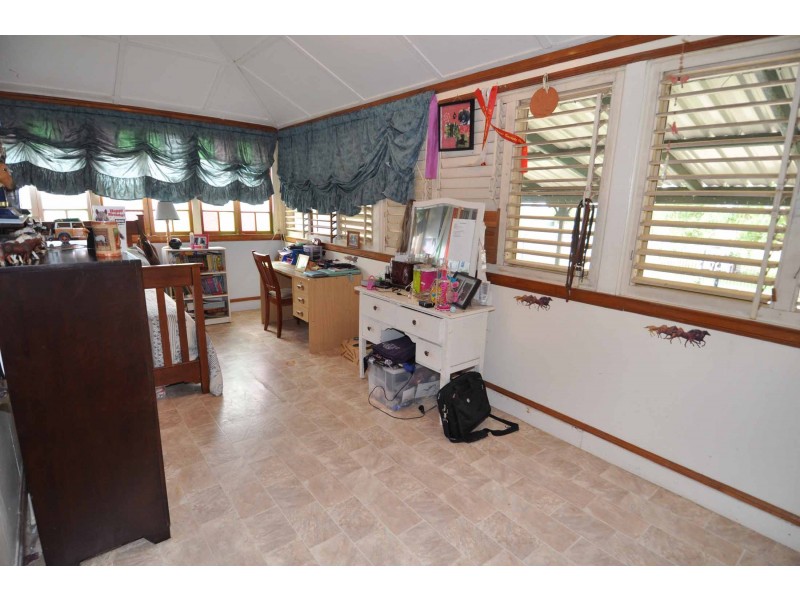 23 Aberdeen Road, Millchester QLD 4820